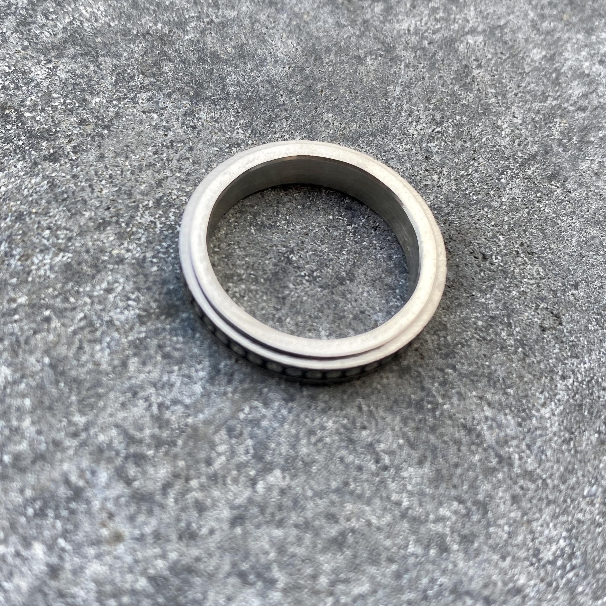 Fikthringur stál dömu 17 mm innramál