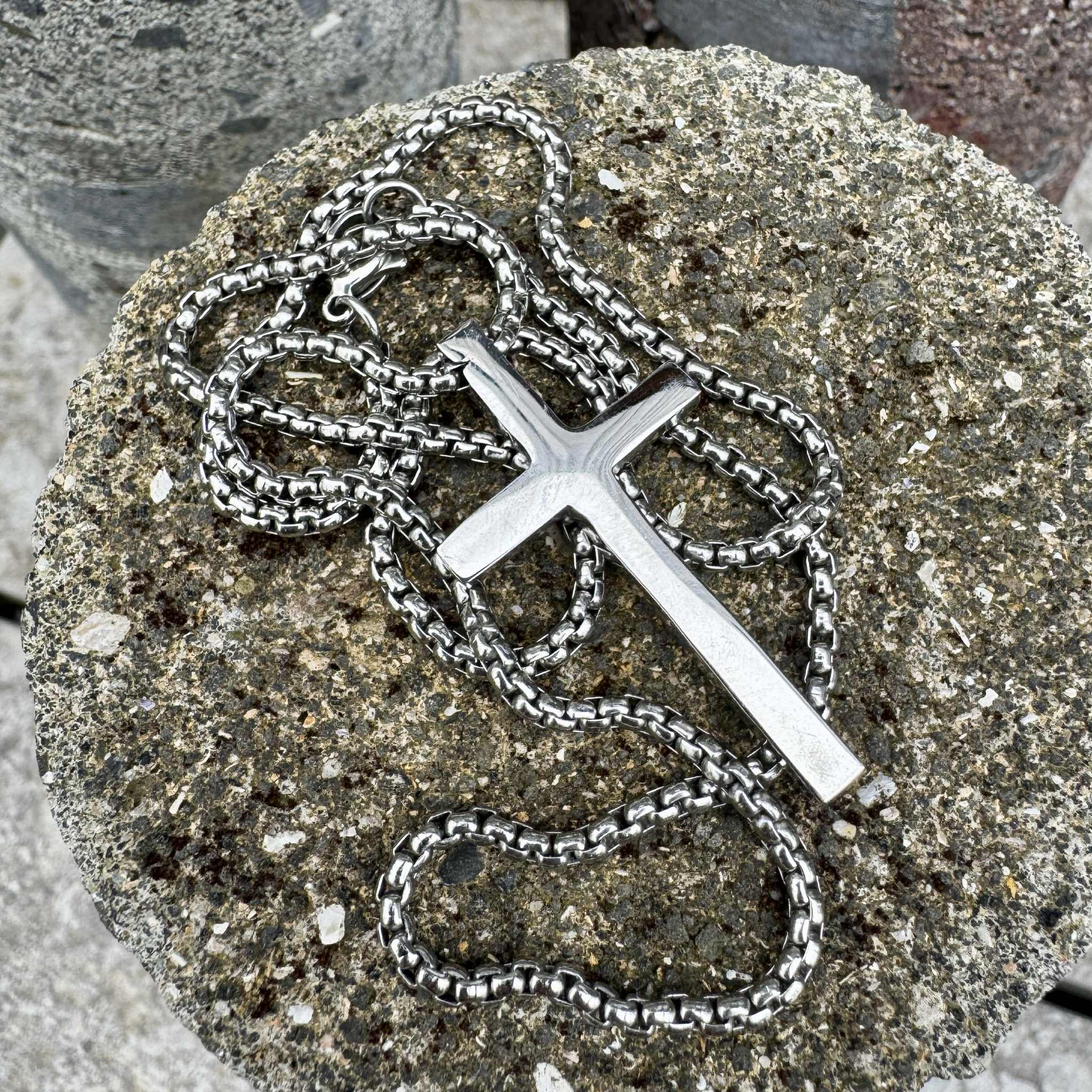 Kross stór gull/silfur STYRKUR-ÁST-HUGREKKI
