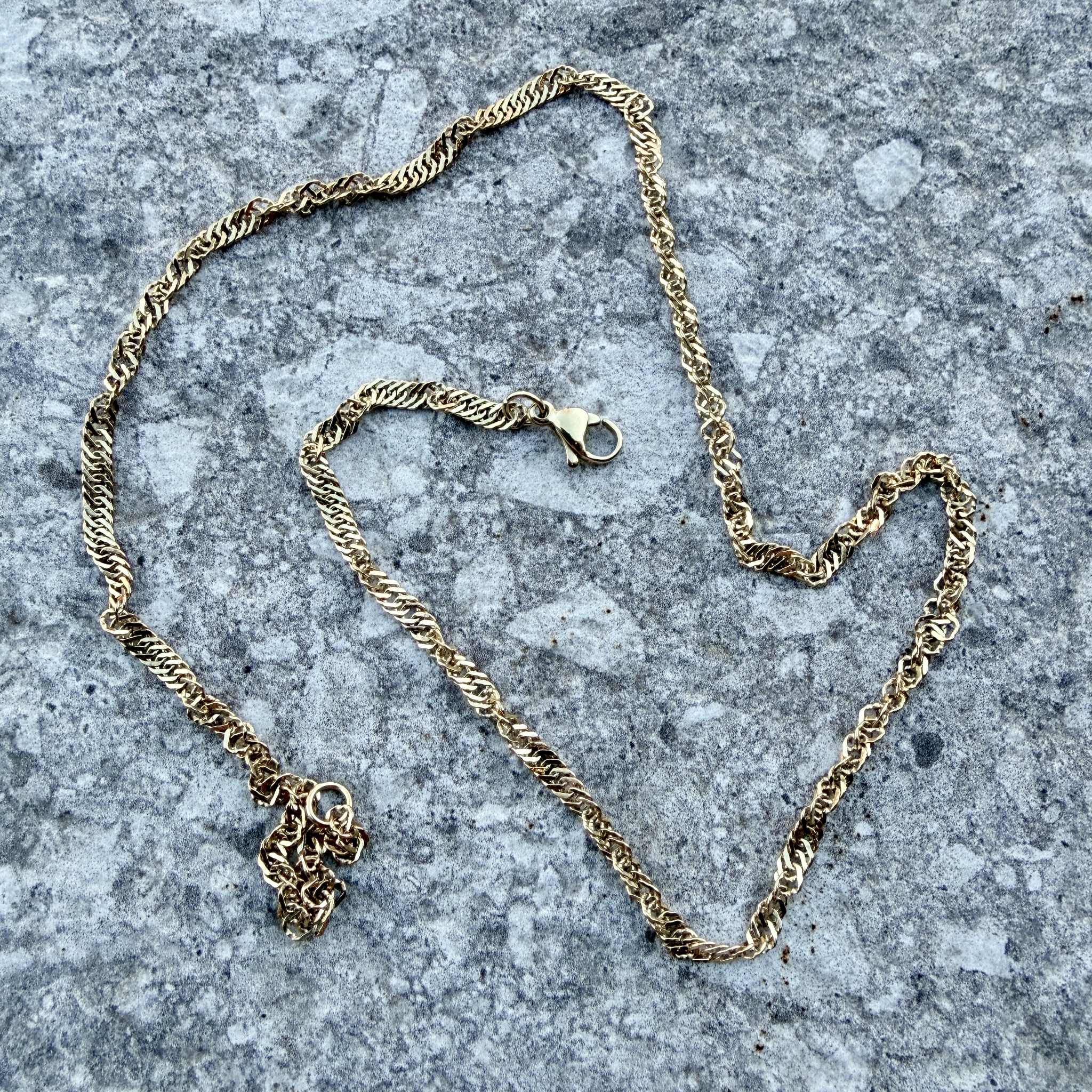 Nisti gyllt kaðlakeðja